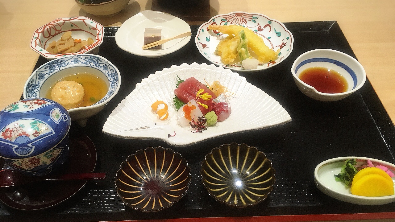白浜観光の上級者向け和歌山満喫プラン！高級魚のクエ料理を「いけす 円座 warouda」で味わう。